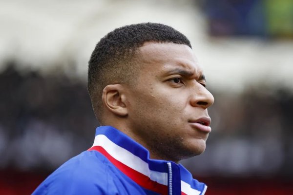 翻乐股 没完没了！姆巴佩控诉“大巴黎”精神暴力