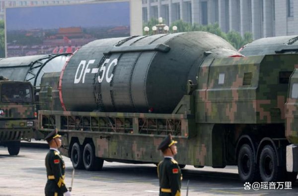 牛股远期策略 特朗普盛赞中国阅兵后，派出8架战机秀肌肉！美媒喊话：保持冷静